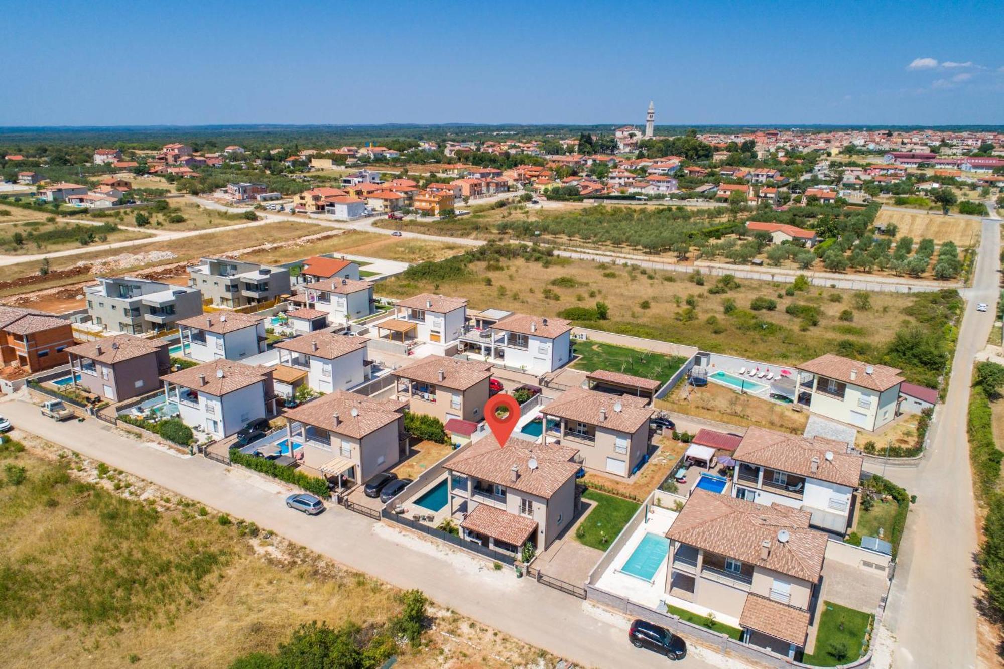 Villa Brionika Mit Pool Vodnjan Exterior foto